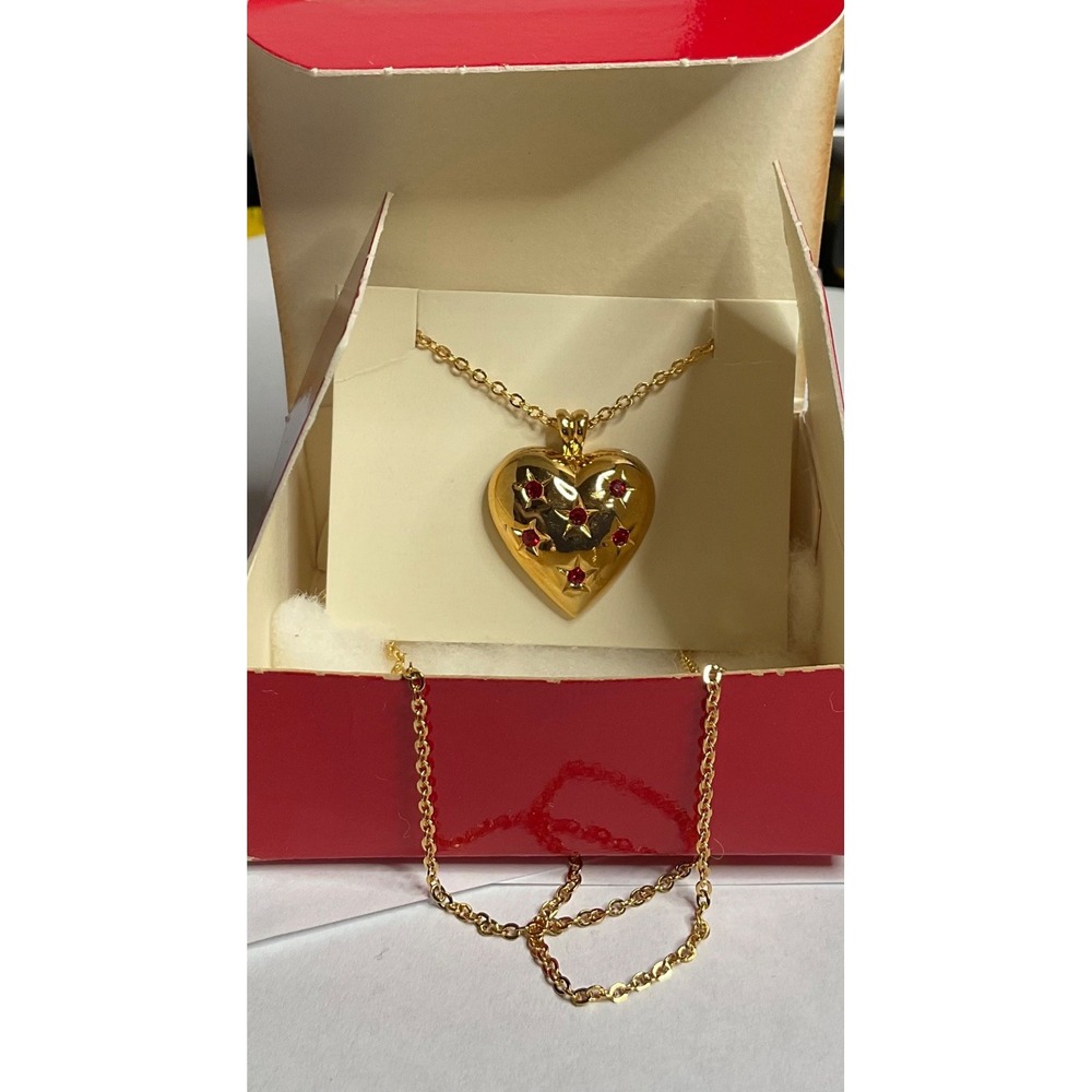 Vintage Avon "Loving Heart" 19" Necklace Gold-tone Simulated Ruby "Red Stars"